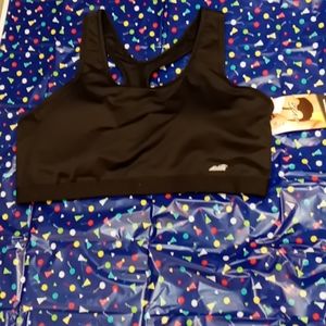 Awesome Avia Sz XXX NWT sports bras